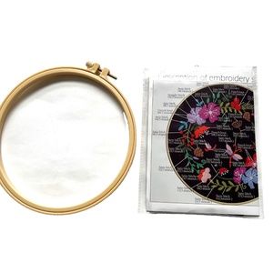 Embroidery Kit DIY Craft Handmade Floral Pattern Hoop Needle Cloth Thread Instr.